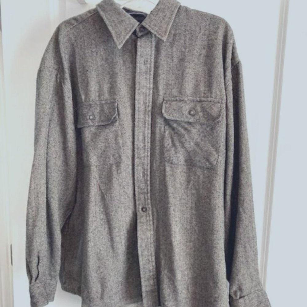 Men's Shirt Arrow Large‎ Flannel 100% Acrylic Button Front